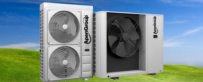 Due unità esterne della pompa di calore elettrica AquaPump Electric di Apen Group per riscaldamento e raffrescamento industriale